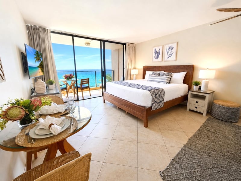 Enjoy oceanfront views from every corner of the space MAH-502