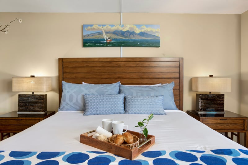 Let your cares drift away with the tide—this master bedroom offers plush comfort, panoramic views, and a dash of tropical charm to soothe the soul MAH-611