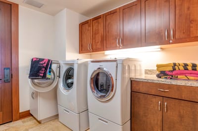 Long stays feel effortless with our in-unit laundry room, blending sleek design with everyday functionality