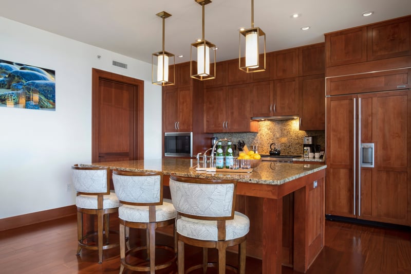 Where your morning brew gets a front-row seat to the tropics, and barstools double as gossip thrones   