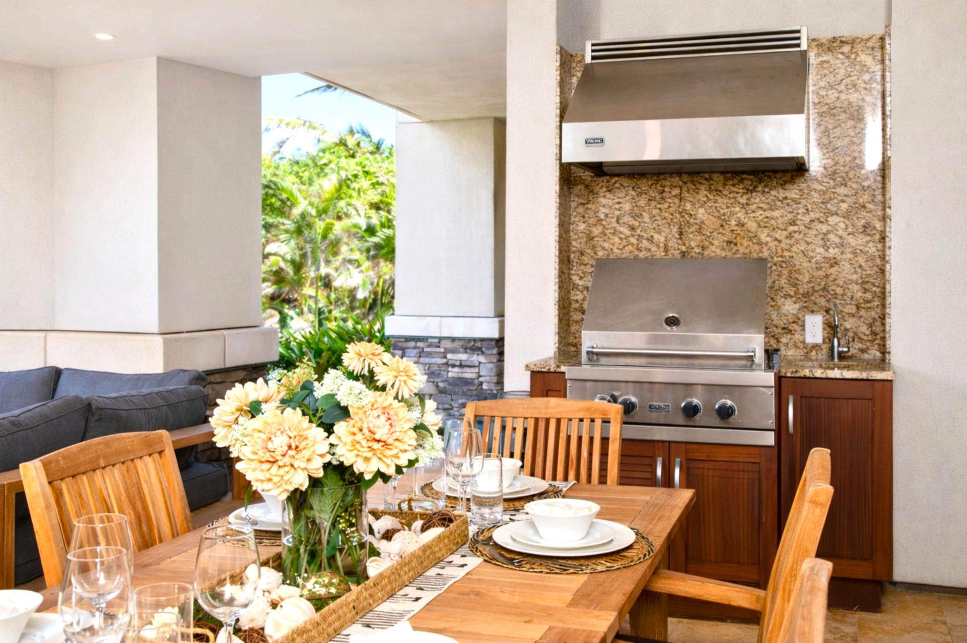 Gather around your outdoor dining table for eight, with gorgeous garden views and your private barbecue. 