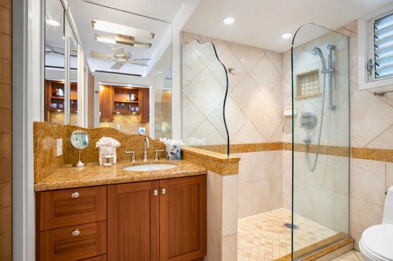 Modern vanity with plenty of space to prep for a night out in Lahaina.