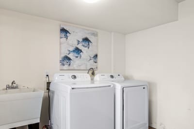 Whether it’s a long stay or a quick visit, the in-unit laundry means fresh clothes are always within reach