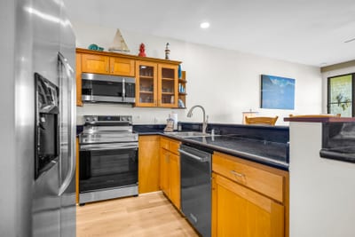 Another inviting kitchen space for easy meals NAP-B42