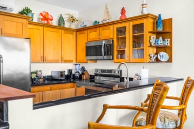 A cheerful kitchen made for relaxed vacation cooking NAP-B42