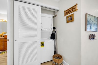 Convenient laundry area for stress free stays NAP-B42