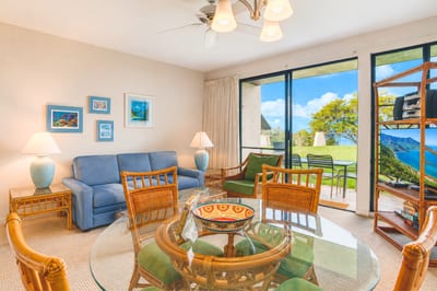 Enjoy every meal with a view! The open-concept design keeps you connected to Maui's beautiful blue horizon.