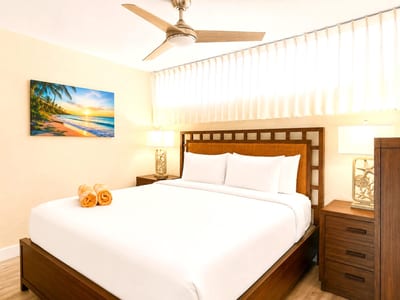 Sink into a comfortable king bed and enjoy restful nights after days spent discovering Maui's beaches, snorkeling spots, and scenic drives