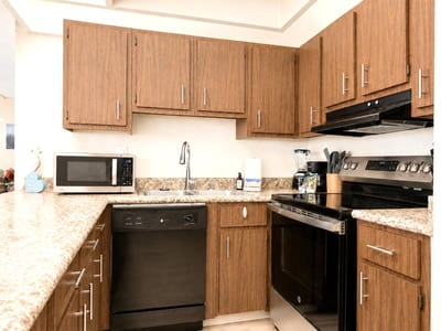 Prepare everything from quick beach snacks to full island-inspired dinners in the well-equipped kitchen PKD-204