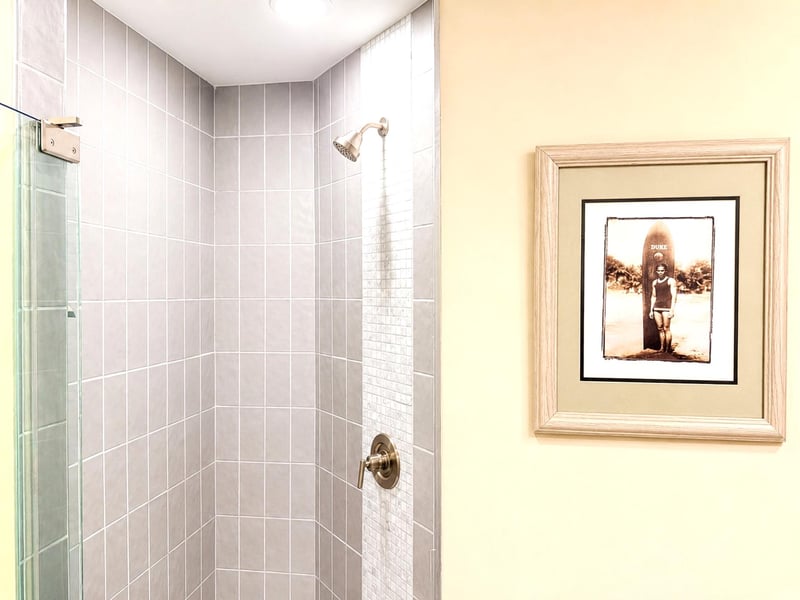 Start your day feeling refreshed in this bright and well-appointed bathroom
