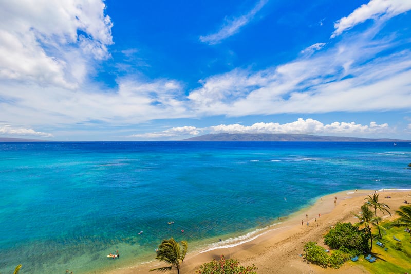 Soak in endless turquoise blues and soft golden sand from your lanai—paradise is truly steps from your door SOK-292