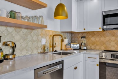 Modern appliances for easy Maui meals