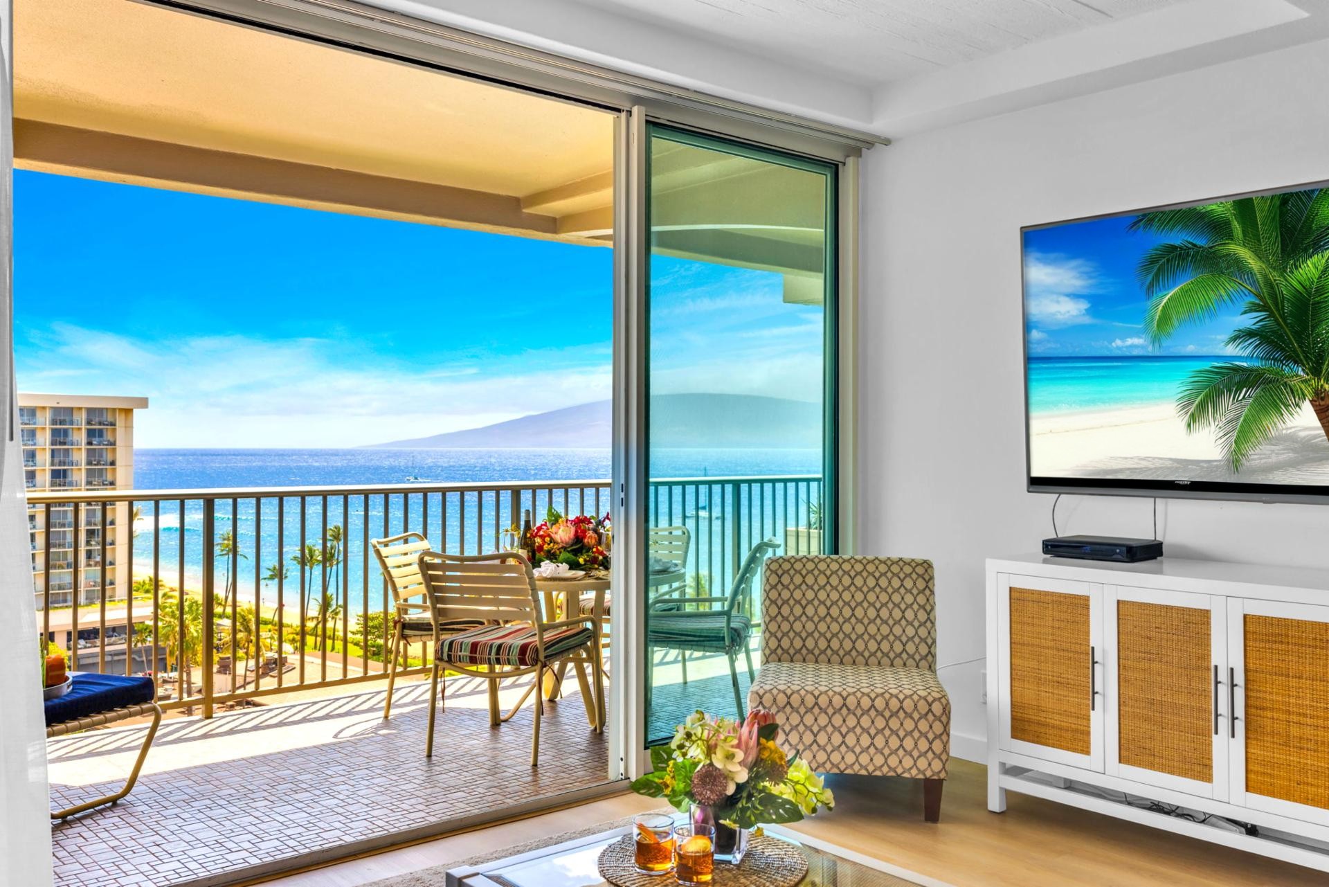 Seamless indoor-outdoor living with ocean breezes