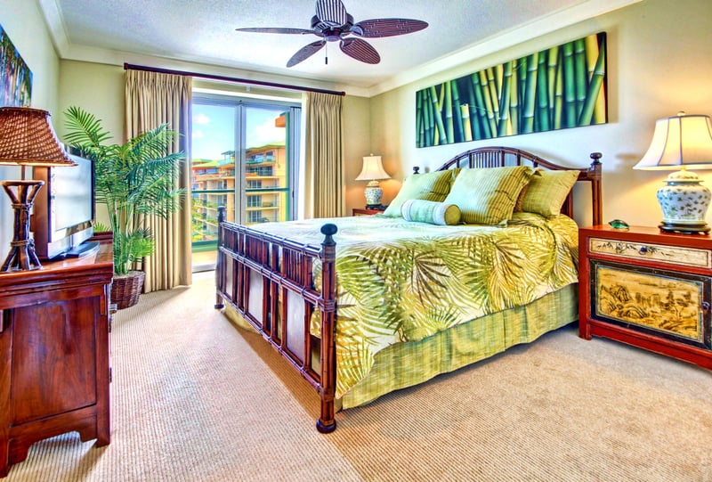 A bright and peaceful bedroom that lets you start and end your day in comfort