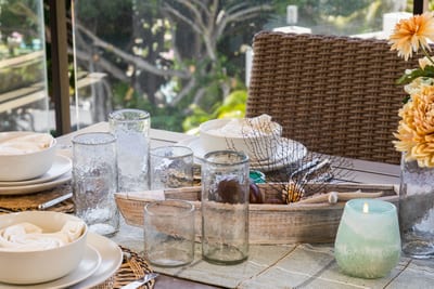 Whether you’re sipping coffee or champagne, this dining space ensures the view always takes the first toast