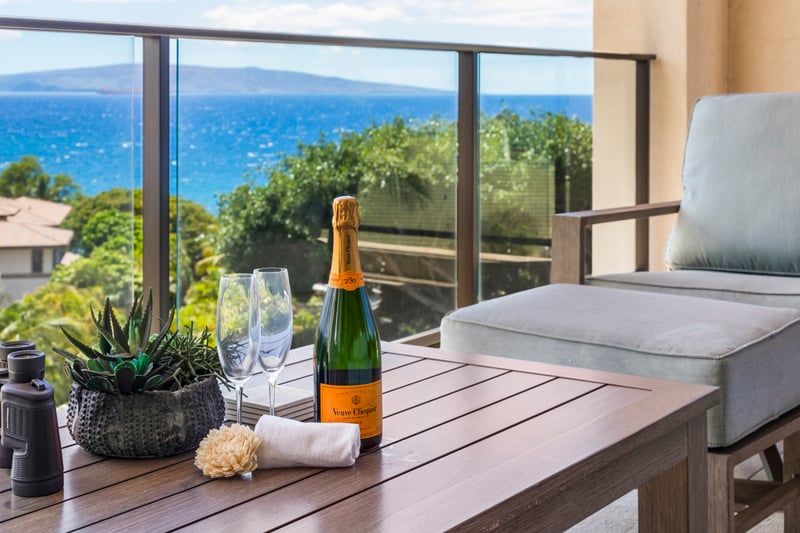 Sip, savor, and stare as the sea sparkles back at you—this lanai is a front-row seat to nature’s finest luxury lounge