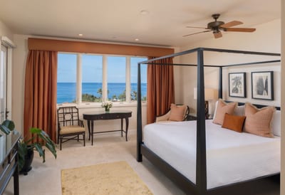 Rest easy in your King bed with hotel-quality linens and a soft comforter.