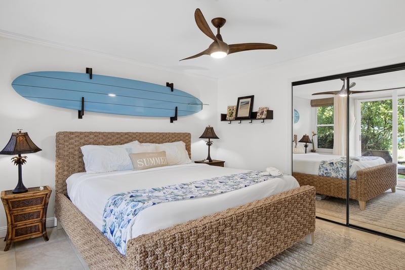 Unwind in the spacious bedroom after a day on the North Shore