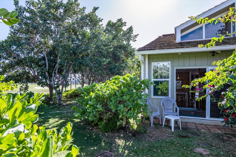 Arrive home to greenery and a quiet garden setting KUL-E113
