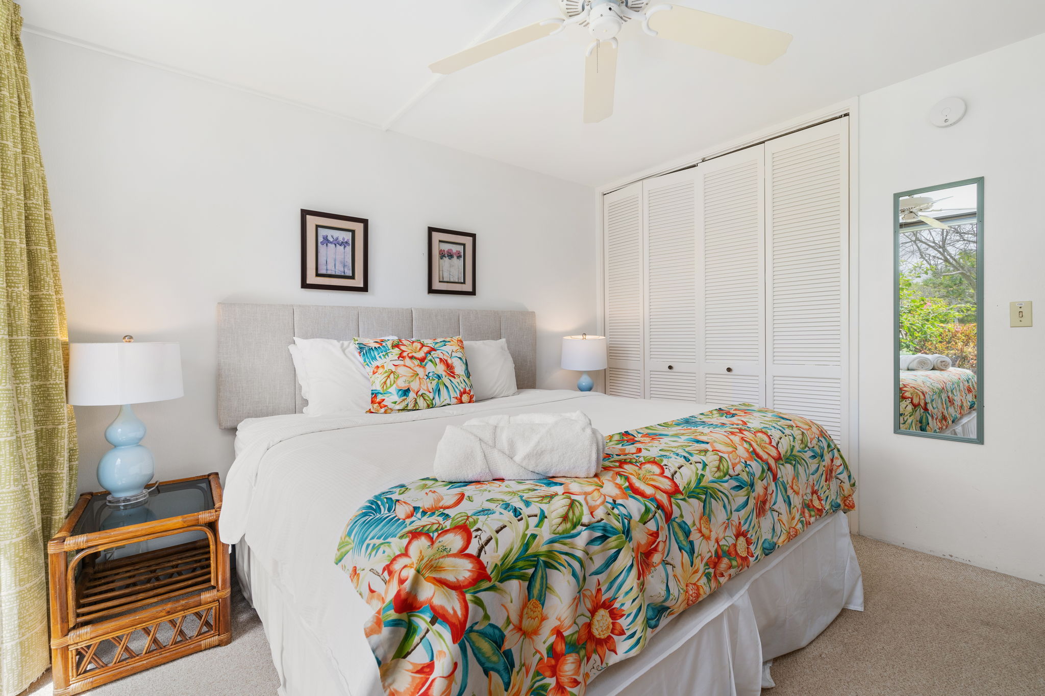 Wake up to garden views and tropical blooms — this vibrant room is a cheerful hug in every shade of sunshine    