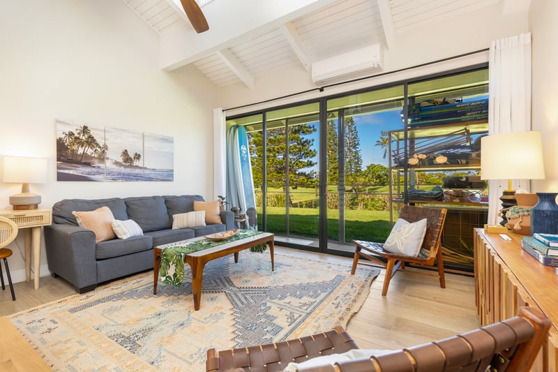 Vaulted ceilings and island light fill your living area, perfect for reconnecting after a day at the beach. Your villa is perfectly located within a 1-minute walk to LeiLei's and the Golf Pro Shop.