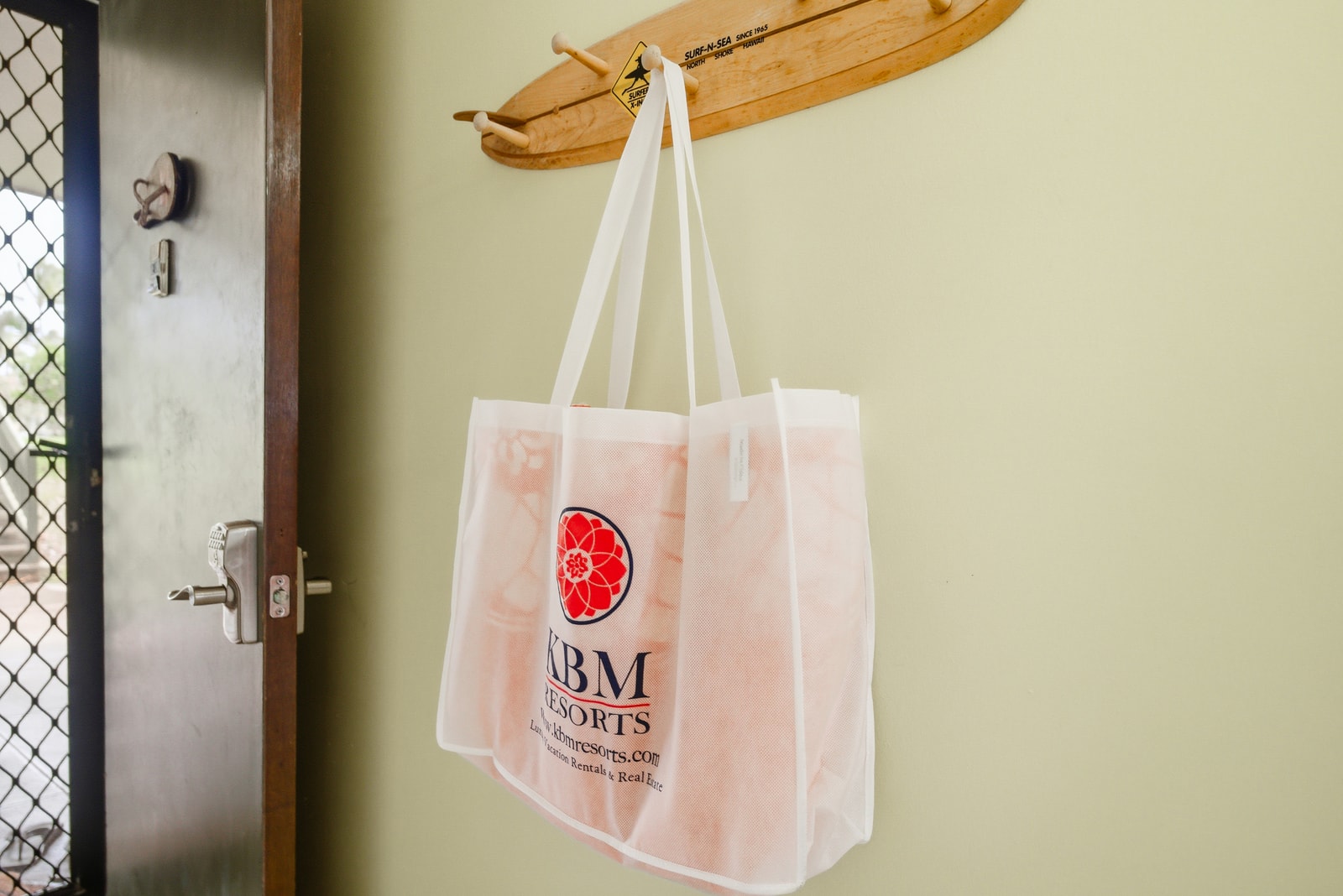 A warm welcome awaits at your entry, complete with a branded KBM tote.