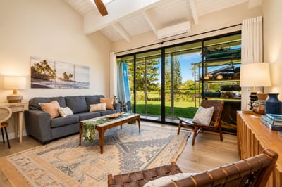 Vaulted ceilings and island light fill your living area, perfect for reconnecting after a day at the beach. Your villa is perfectly located within a 1-minute walk to LeiLei's and the Golf Pro Shop.
