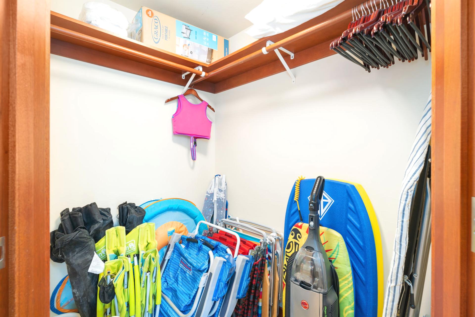 Adventure-ready! This unit comes stocked with beach chairs, boogie boards, umbrellas & more for seaside fun    