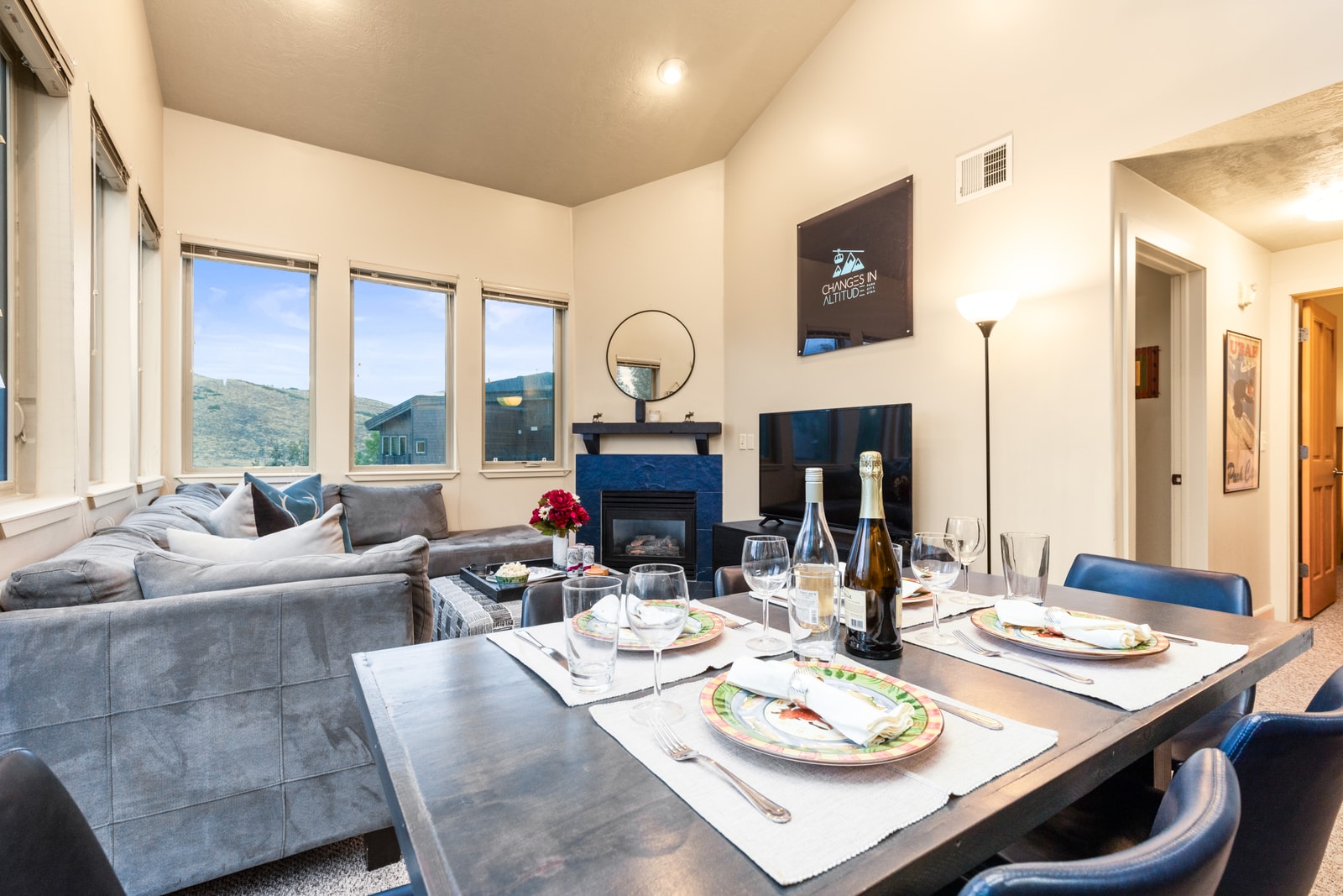 Set the table and settle in, this bright, social space is ideal for slow mornings and group dinners.