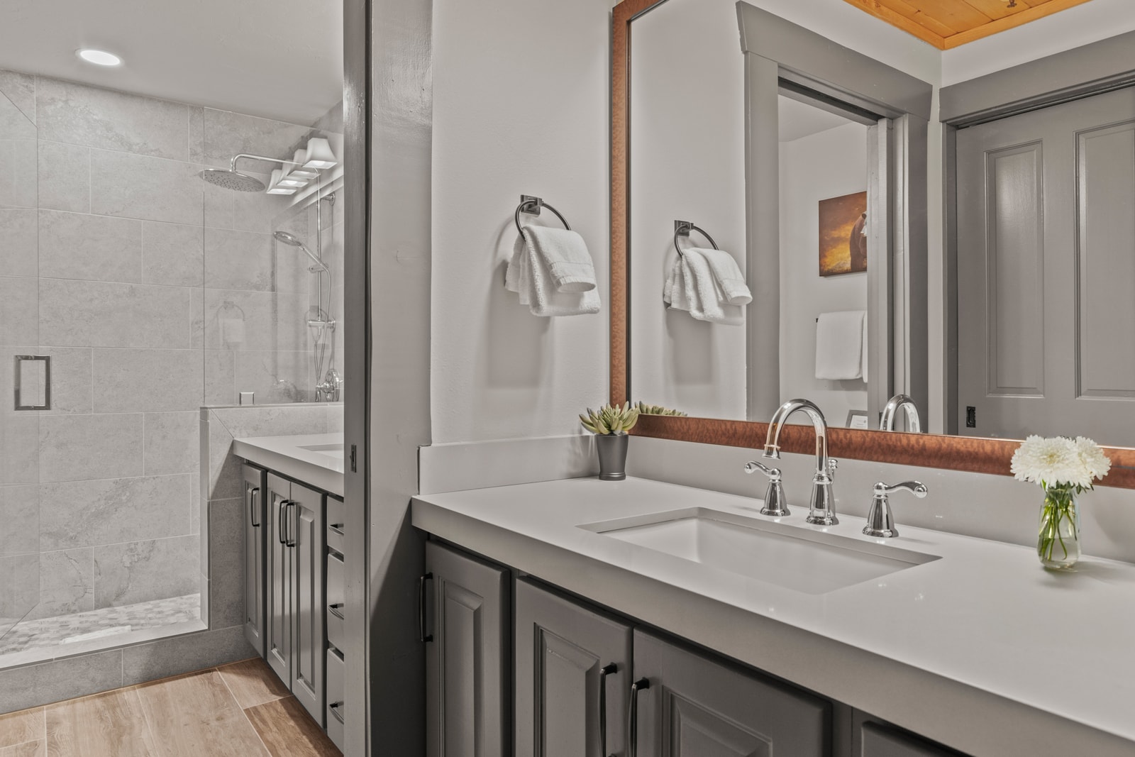 Bathroom counters and a walk-in shower give your master bath a touch of alpine luxury. BBL-351A