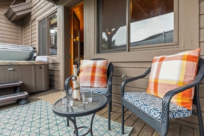 This quiet balcony nook is perfect for reading or winding down after a day outdoors. BBL-351A