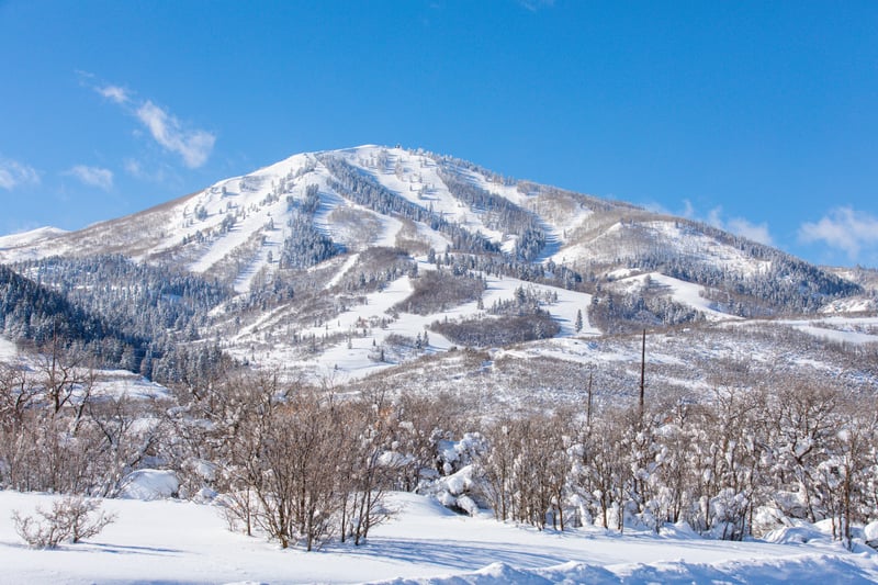 From winter snow to summer trails, you’re perfectly placed to explore all seasons in Stillwater.