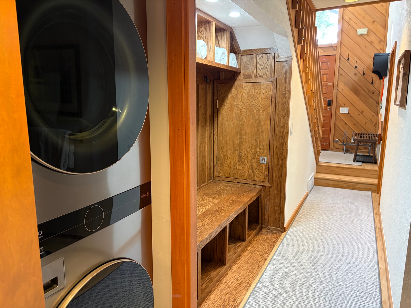 Stackable high end washer dryer 