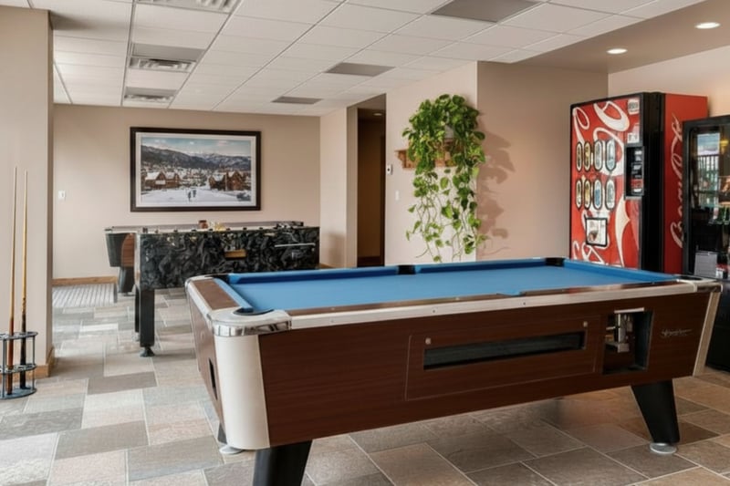 Common area pool & game room