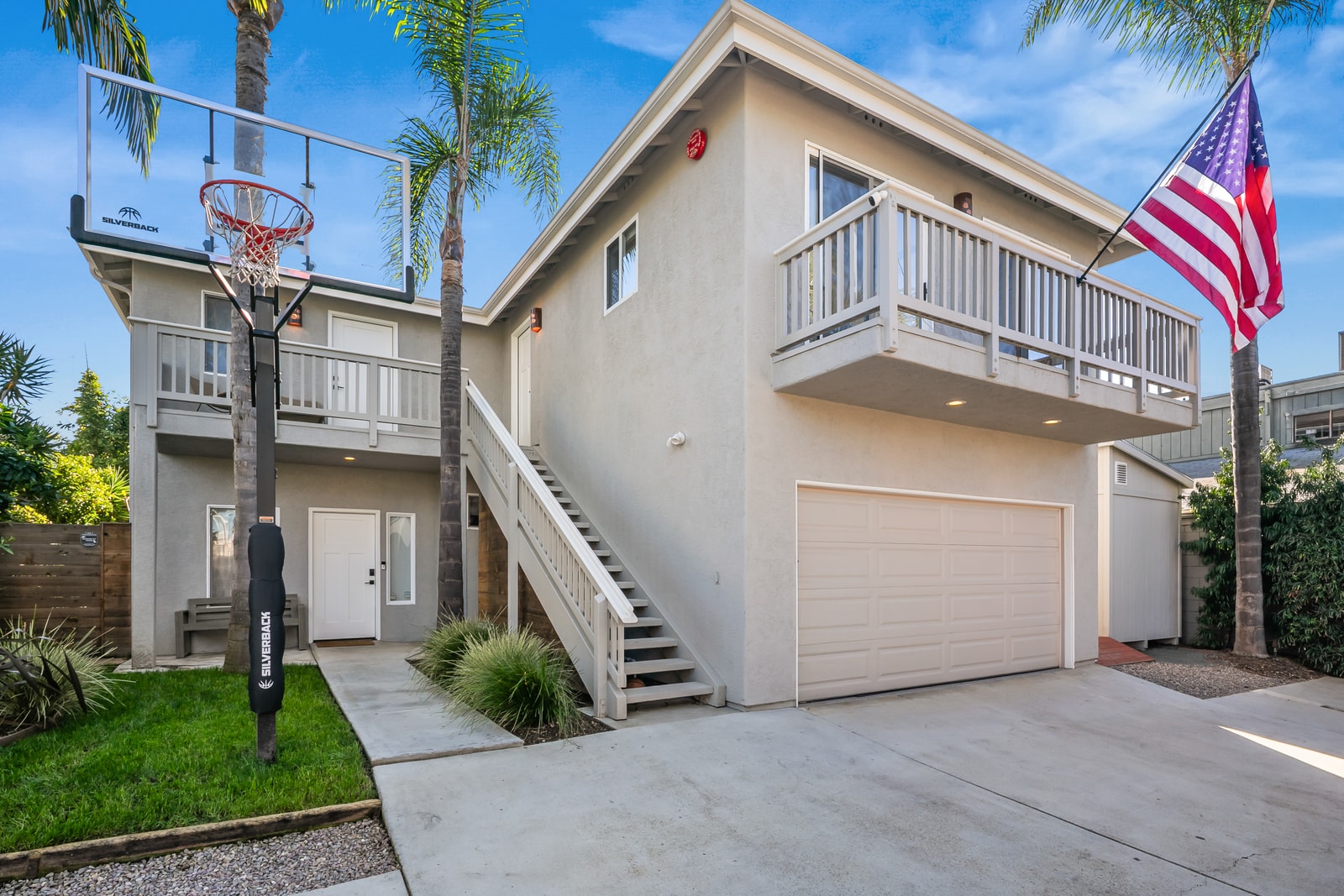 Arrive at your private Encinitas Retreat with a two car garage, mature landscaping, and a quiet residential setting close to Leucadia beaches and dining.