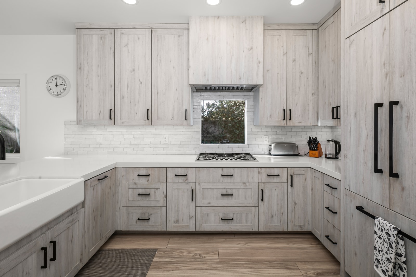 Extra counter space and smart storage keep meal prep smooth, even when everyone is cooking or gathering together.