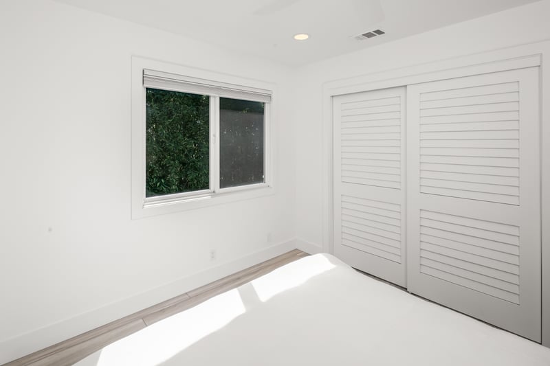 This comfortable retreat is perfect for your guests seeking privacy, quiet evenings, and plenty of storage space.
