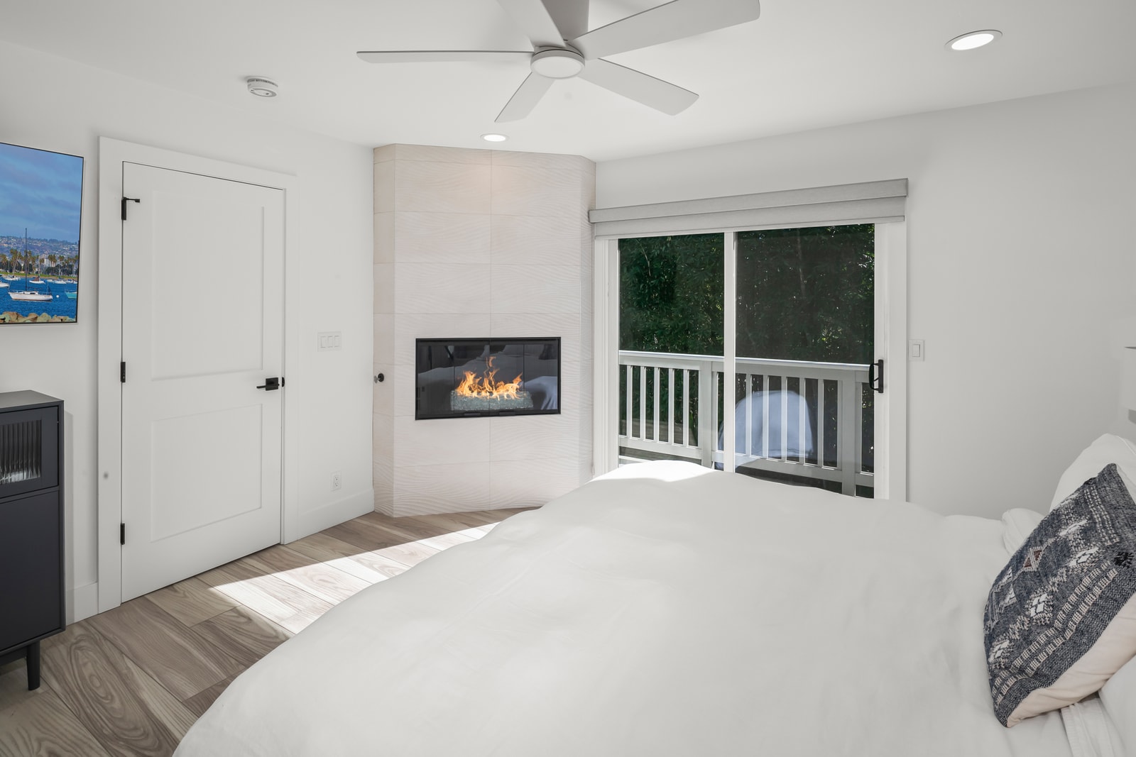 Wake up in your King bed surrounded by natural light and a simple layout designed for truly restful mornings.