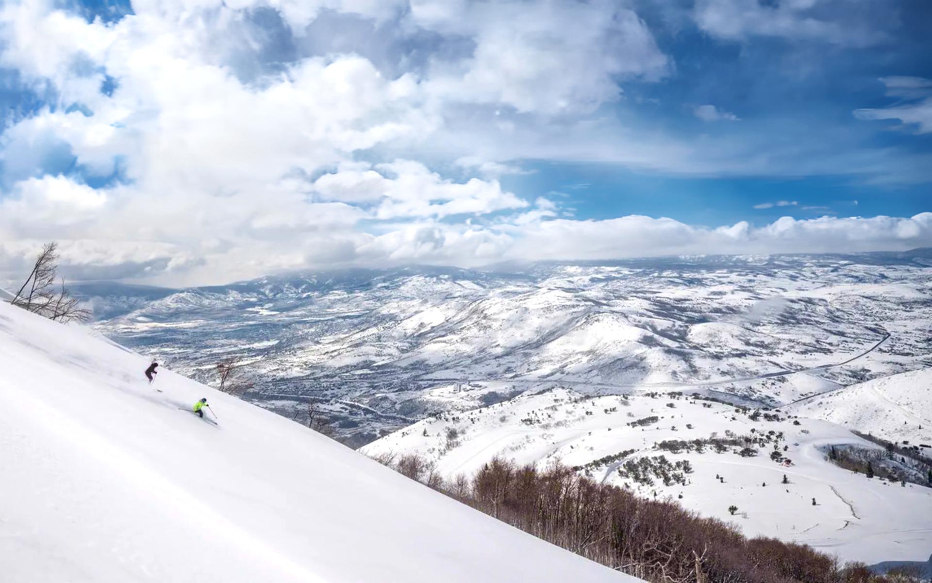 Park City transforms into a snowy wonderland, with trails and lifts just minutes away.