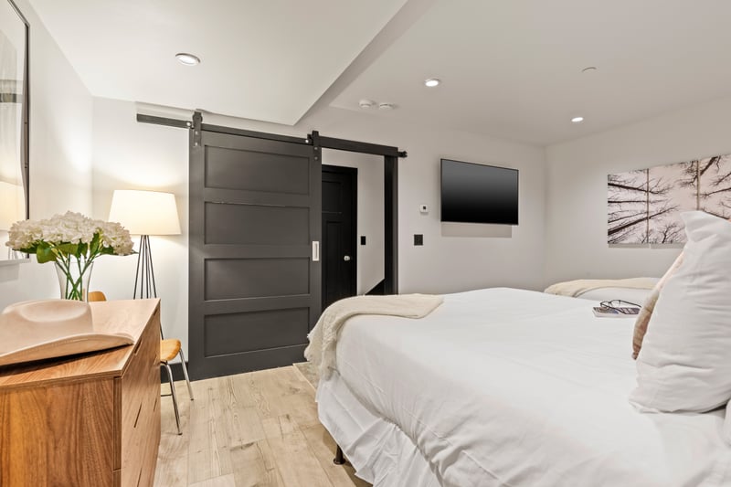 Two Full beds and Smart TV make this flexible sleeping space perfect for groups or families.