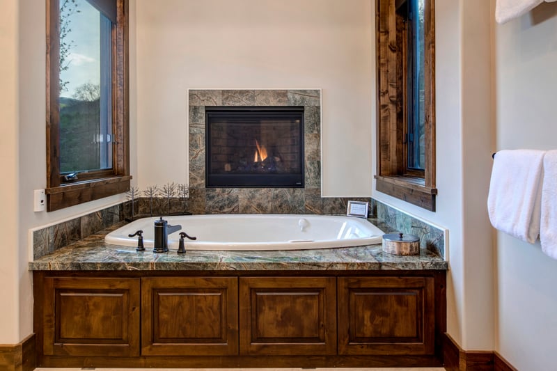 Refresh in your spacious ensuite with a walk-in shower, soaking tub, and dual vanity.