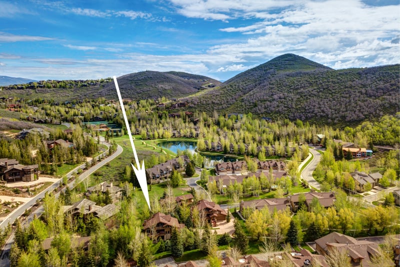 Tucked in a quiet community near Park City’s best trails, shops, and lifts.