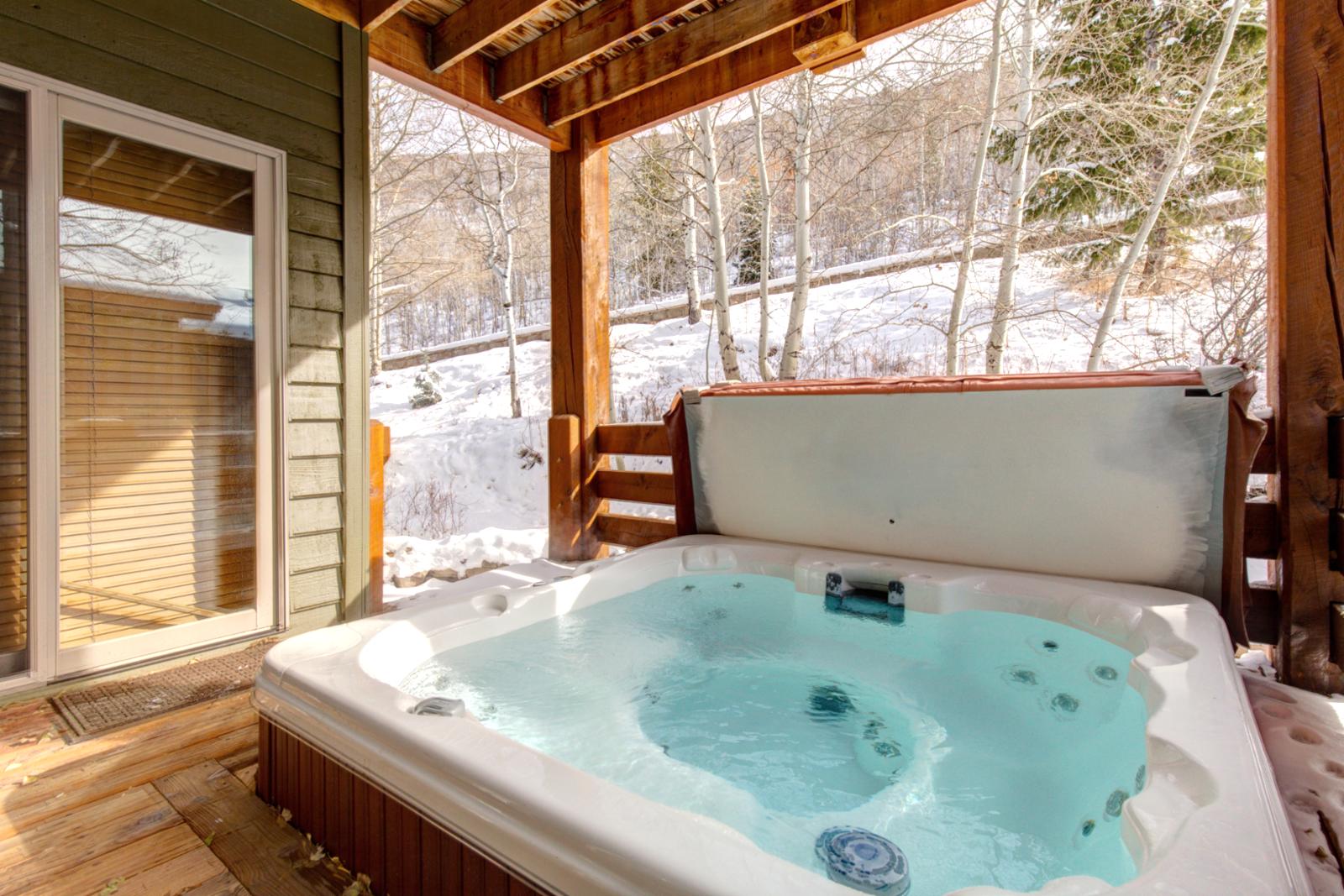 Soak in steamy comfort surrounded by fresh mountain air and snowy aspens on your covered lower deck.