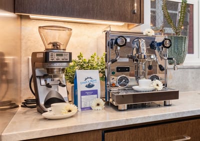 A gourmet espresso station brings your morning routine to life with café-quality brews at home. PEA-1009