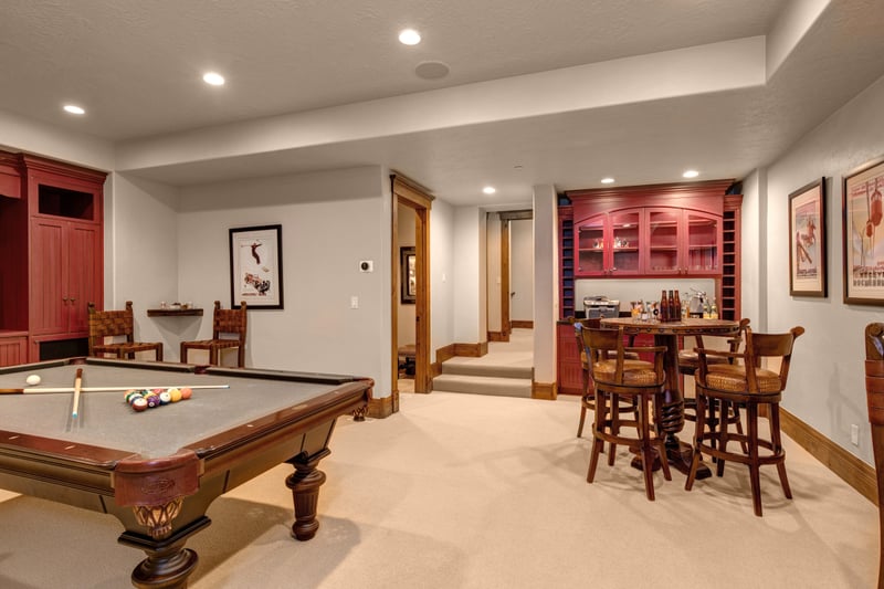 Entertainment options fill this game room.