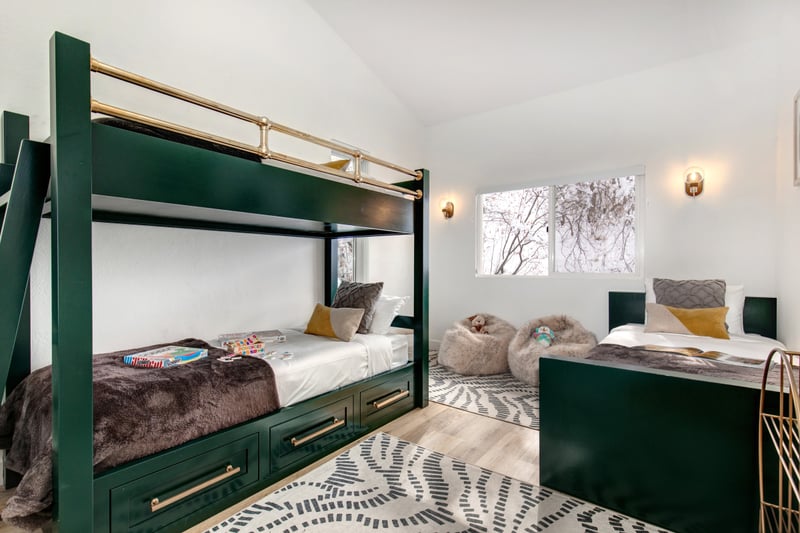 Kids love the built-in Twin bunk and additional beds. Perfect for flexible sleeping arrangements.