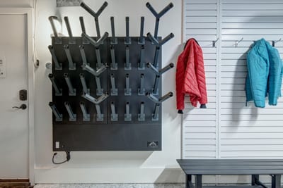 Located in the heated bonus room is space for all your outdoor skis, snowboard and boots, ready for the next days adventure