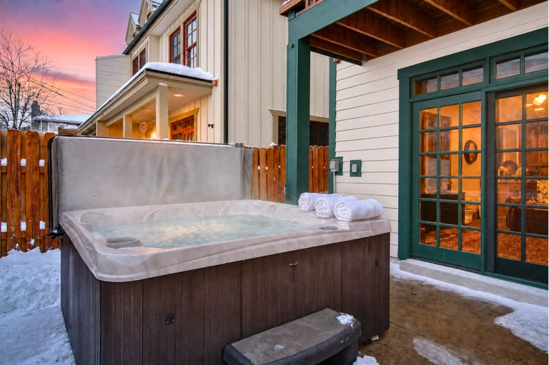 Unwind in your private hot tub, year round! PPS-1416