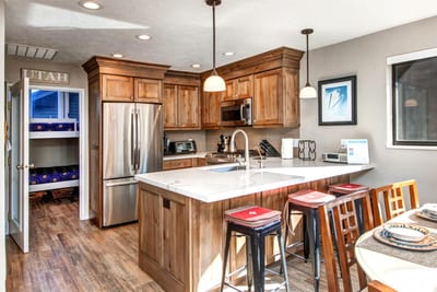 Bar seating for three makes it easy to fuel up before hitting the slopes.