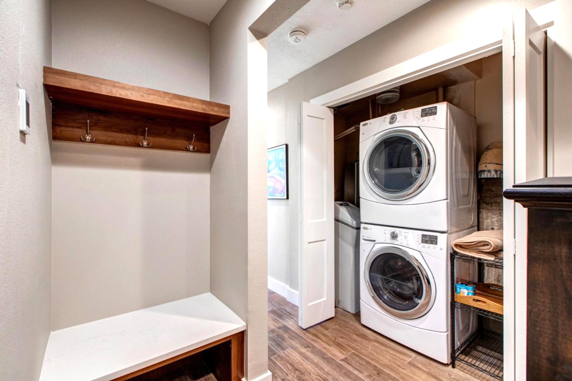 In-unit laundry with washer and dryer adds convenience for longer stays or active days.